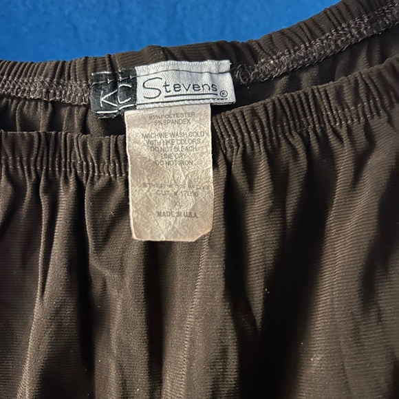 Plus size skirt - Picture 2 of 2